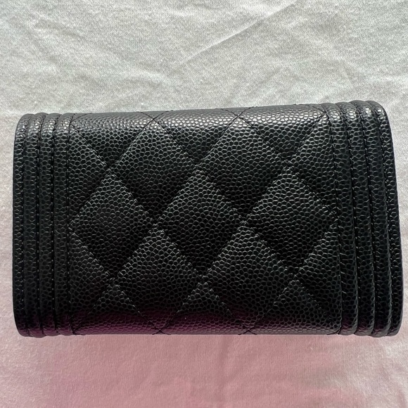 CHANEL Flap Card Holder - Picture 2 of 8